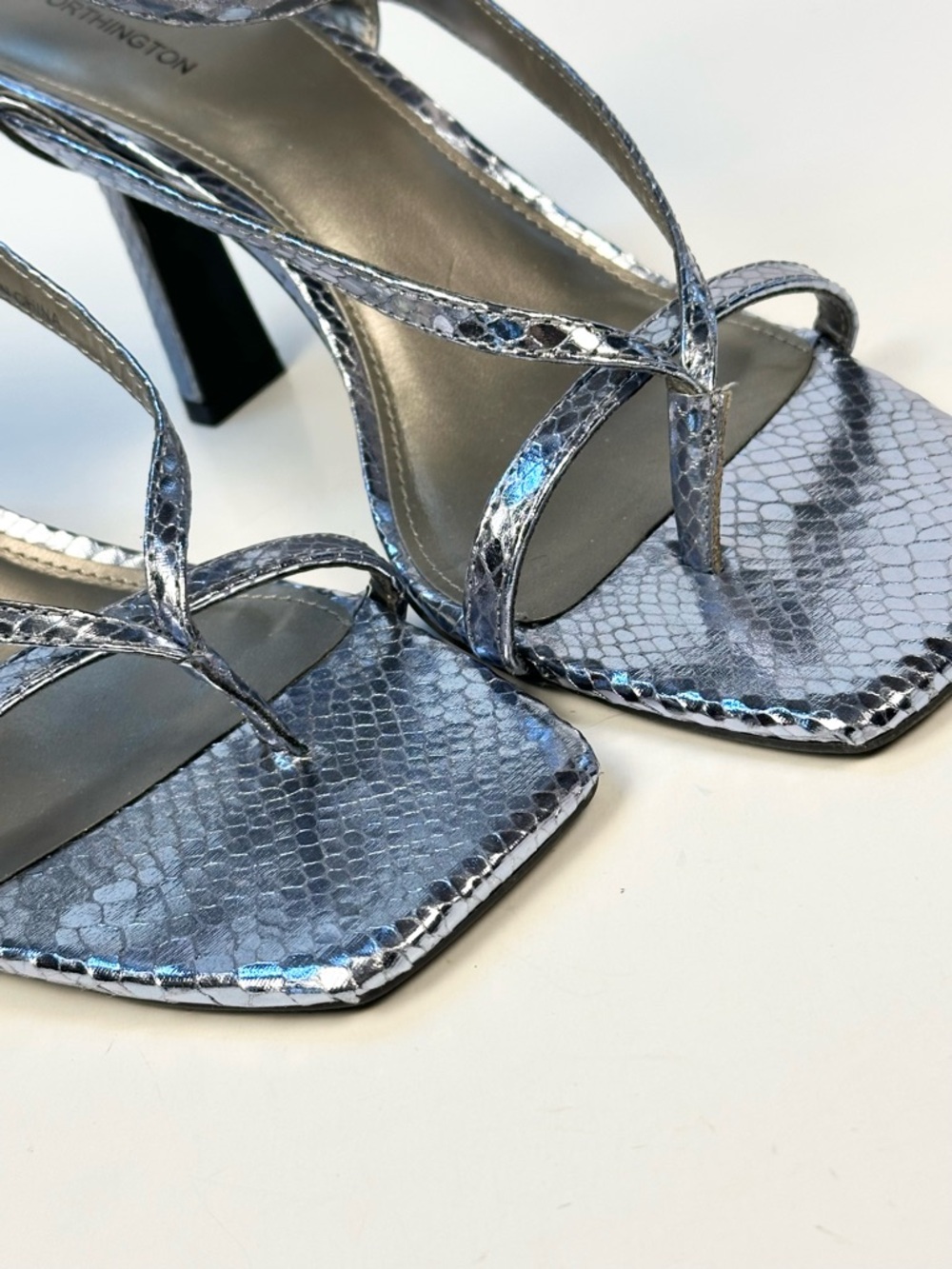 Wothington Tulipa Thong Silver Tone Stiletto Sandals 9.5 - Picture 9 of 12